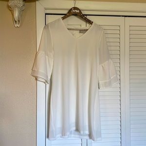 RUFFLE-SLEEVED DRESS